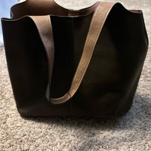 Classic Two-Tone Tote Bag - Black and Brown